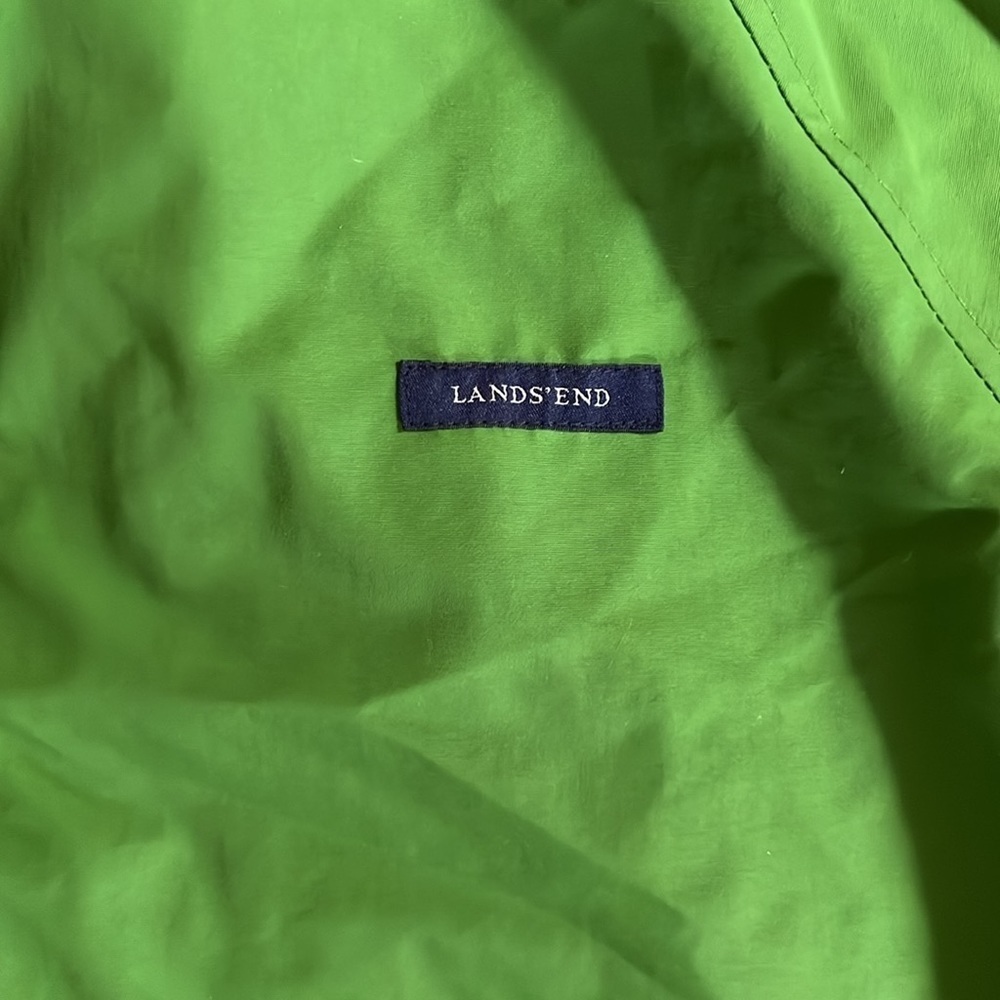 Lands End men’s Green Bomber Jacket Medium Winter Full zip Outdoor waterproof - Picture 4 of 9